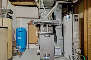 654 Alan Dr, Lake Orion, MI 48362 - Photo 40