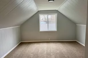 3820 Lowcroft Ave, Lansing, MI 48910 - Photo 10