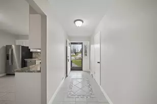 2539 Dorvin Dr, Jackson, MI 49201 - Photo 4