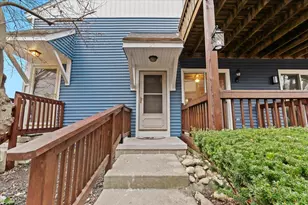 44750 Bayview Dr, Novi, MI 48377 - Photo 4