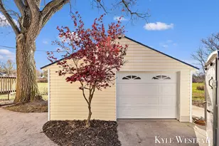 1722 144th Ave, Dorr, MI 49323 - Photo 22