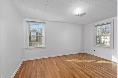 120 Manchester Street SW, Wyoming, MI 49548 - Photo 12