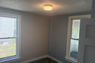 2233 McIlwraith St, Muskegon, MI 49444 - Photo 10