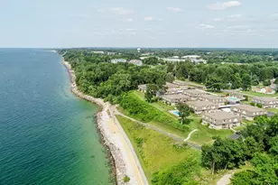 3620 Lakeshore Dr F3, Saint Joseph, MI 49085 - Photo 18