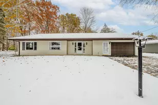 5081 Woodward Ave, Coloma, MI 49038 - Photo 2
