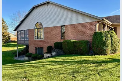 212 Parkside Drive, Zeeland, MI 49464 - Photo 4