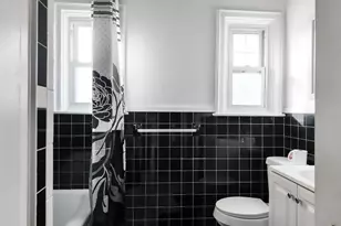 18968 Pennington Dr, Detroit, MI 48221 - Photo 12