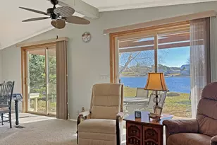 9372 Lakeview Dr, Cadillac, MI 49601 - Photo 12