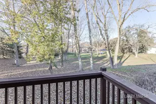 2098 Cranbrook Dr NE, Grand Rapids, MI 49505 - Photo 8