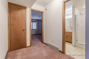 2098 Cranbrook Dr NE, Grand Rapids, MI 49505 - Photo 26