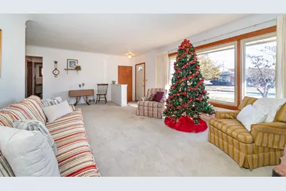 14483 Garden Street, Livonia, MI 48154 - Photo 10