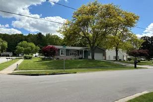 6908 Marshall Ave SE, Grand Rapids, MI 49508 - Photo 2