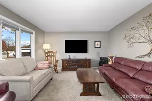 6908 Marshall Ave SE, Grand Rapids, MI 49508 - Photo 4