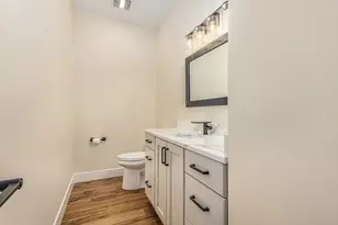 3670 Henry St, Norton Shores, MI 49441 - Photo 20