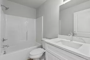 31649 Augusta Dr, Romulus, MI 48174 - Photo 12