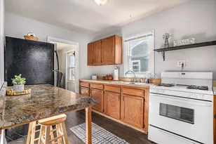 91 N Cedar Ave, Battle Creek, MI 49037 - Photo 8