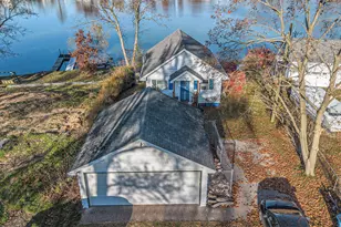 24998 Lakeshore Dr, Dowagiac, MI 49047 - Photo 2