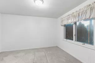 8040 Pepperwood Dr, Grand Blanc, MI 48439 - Photo 40