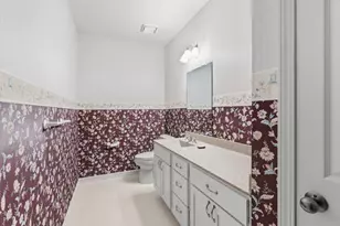 8040 Pepperwood Dr, Grand Blanc, MI 48439 - Photo 36