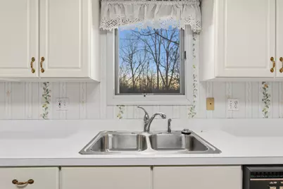 8040 Pepperwood Drive, Grand Blanc, MI 48439 - Photo 24