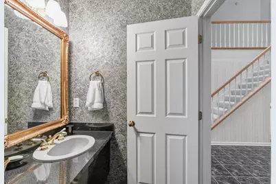 8040 Pepperwood Drive, Grand Blanc, MI 48439 - Photo 10