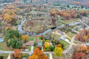 1064 Lake Marie Dr, Horton, MI 49246 - Photo 4