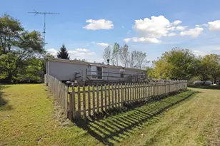 6838 Moreland Rd, Jonesville, MI 49250 - Photo 32