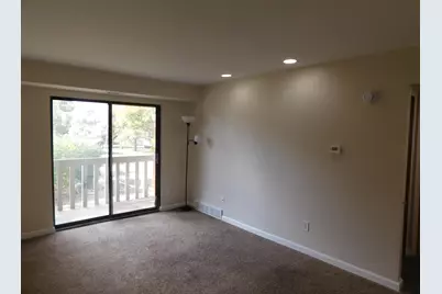 32005 W 12 Mile Road #206, Farmington Hills, MI 48334 - Photo 12