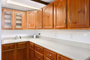 332 Club View Dr, Kalamazoo, MI 49009 - Photo 18