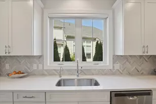 3250 Brackley Dr, Ann Arbor, MI 48105 - Photo 16