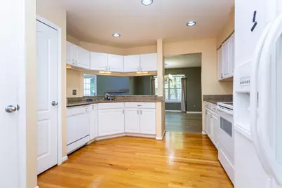 1093 Fairways Blvd Boulevard, Troy, MI 48085 - Photo 12