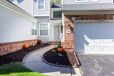 1093 Fairways Blvd Boulevard, Troy, MI 48085 - Photo 2