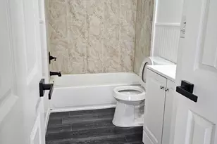 2536 Orchard Ln, Flint, MI 48504 - Photo 14