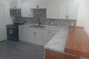 377 Parker Ave, Benton Harbor, MI 49022 - Photo 6
