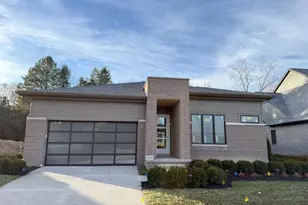 4182 Prescott Pk Cir, West Bloomfield, MI 48323 - Photo 2