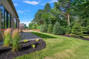 4182 Prescott Pk Cir, West Bloomfield, MI 48323 - Photo 4