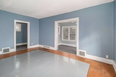 911 W Vine Street, Kalamazoo, MI 49008 - Photo 4