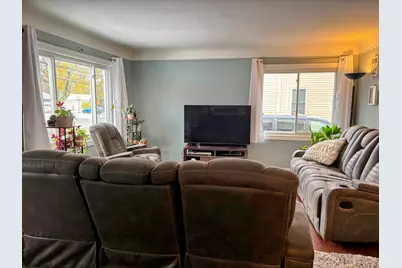 209 Burt Street, Tecumseh, MI 49286 - Photo 4