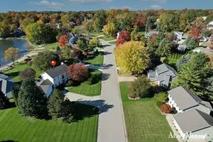 6574 Gran Via Dr NE, Rockford, MI 49341 - Photo 4