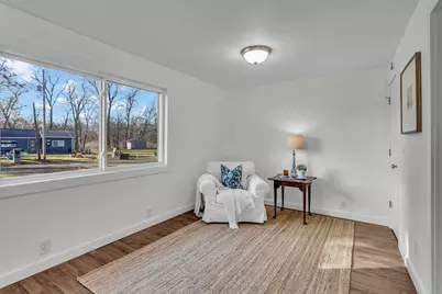 323 Sycamore Street, Jackson, MI 49202 - Photo 6