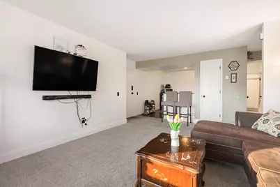 722 W Kilgore Road #301, Kalamazoo, MI 49008 - Photo 6