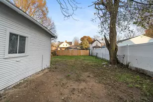 317 Orange St, Jackson, MI 49202 - Photo 38