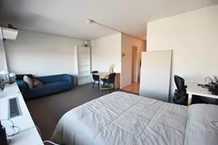 555 E William St, Ann Arbor, MI 48104 - Photo 2