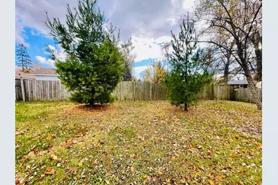 2547 Empire Drive, West Bloomfield, MI 48324 - Photo 2