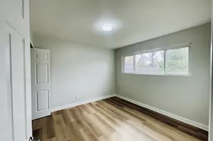 2547 Empire Dr, West Bloomfield, MI 48324 - Photo 14