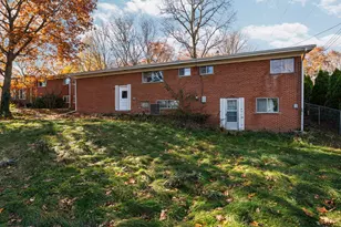 2219 Needham Rd, Ann Arbor, MI 48104 - Photo 32