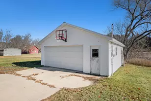 760 S Roth St, Reed City, MI 49677 - Photo 6