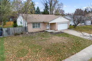 1735 Crestline Dr, Troy, MI 48083 - Photo 24