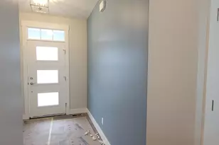 5546 Albright Ave SW, Grandville, MI 49418 - Photo 4