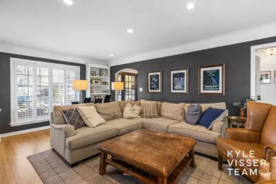 2730 Oakwood Drive SE, East Grand Rapids, MI 49506 - Photo 8